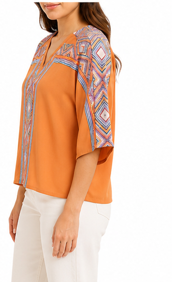 Blusa Estampada con Escote en V