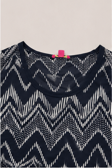 Blusa Asimétrica Estampada de Manga Larga