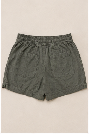 Short Verde Oliva con Cintura Ajustable