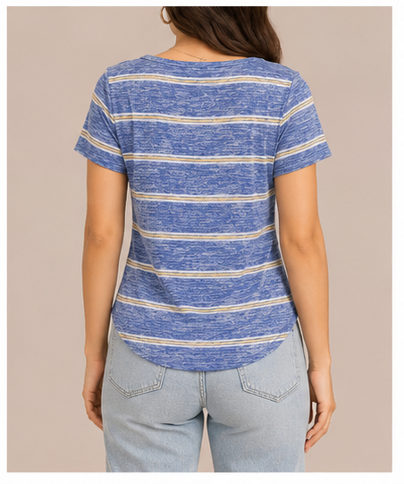 Blusa de Rayas con Nudo Frontal
