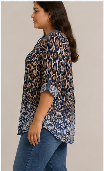 Blusa Estampada Animal Print con Detalles Azules