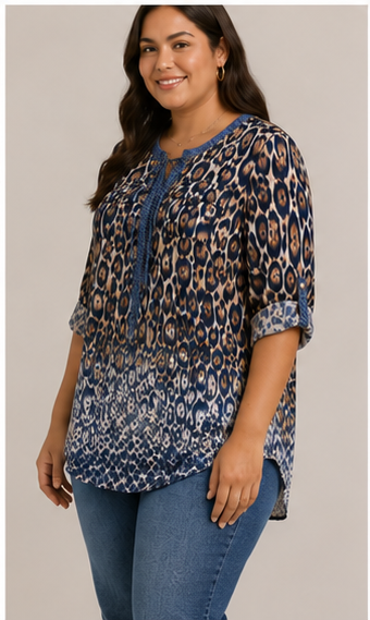 Blusa Estampada Animal Print con Detalles Azules