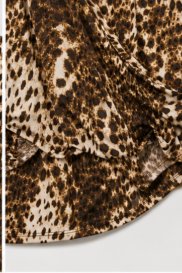 Blusa Animal Print con Detalle Cruzado