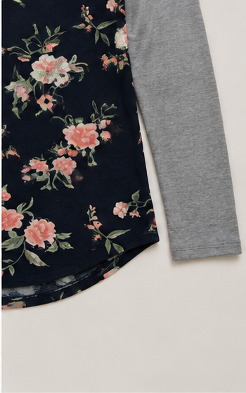 Blusa Floral con Mangas Raglán