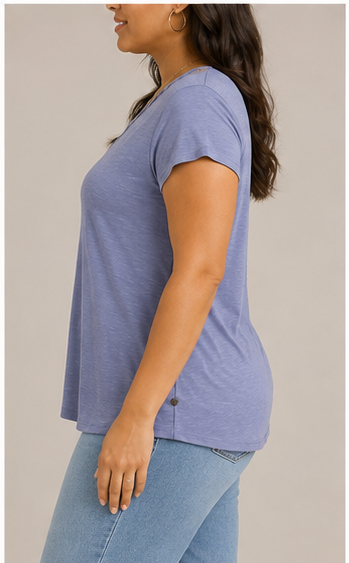 Blusa de Manga Corta con Escote en V y Detalle Entrelazado