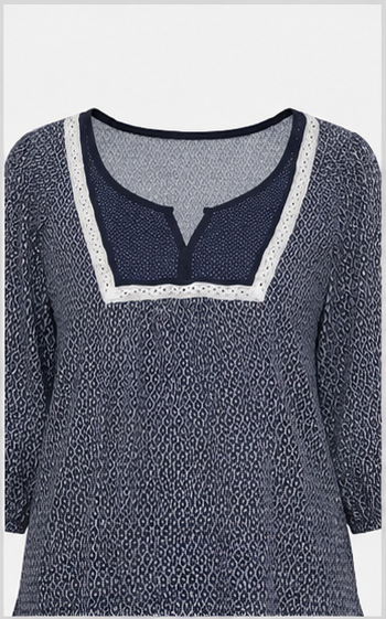 Blusa Estampada con Detalle de Encaje