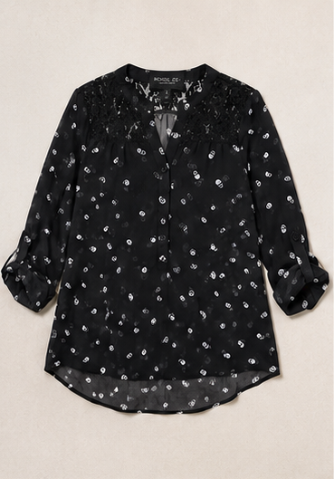 Blusa estampada de calaveras manga larga