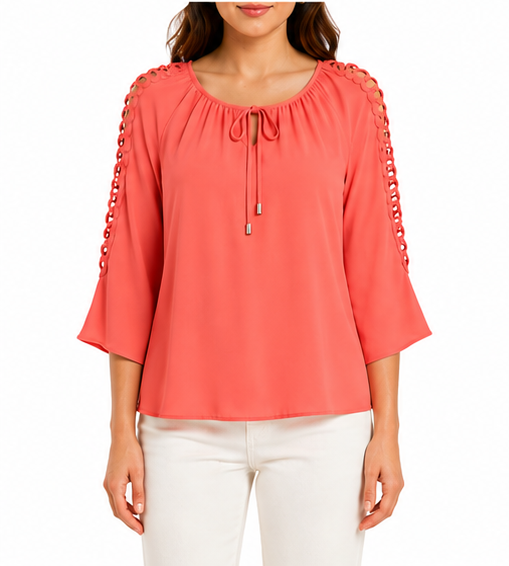 Blusa de Manga 3/4 con Detalle Calado – Coral