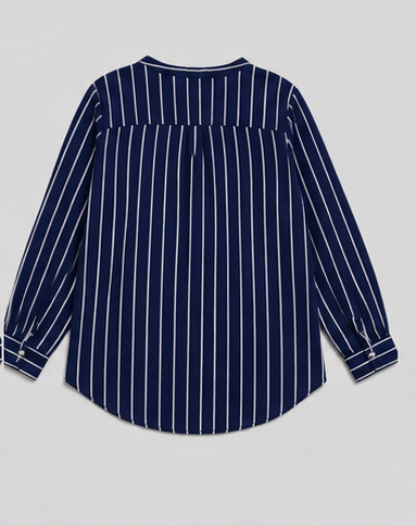 Blusa de rayas verticales con detalle de cordón