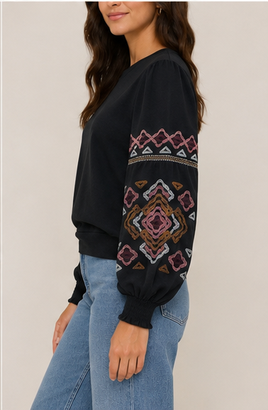 Blusa de Manga Larga con Bordado Étnico