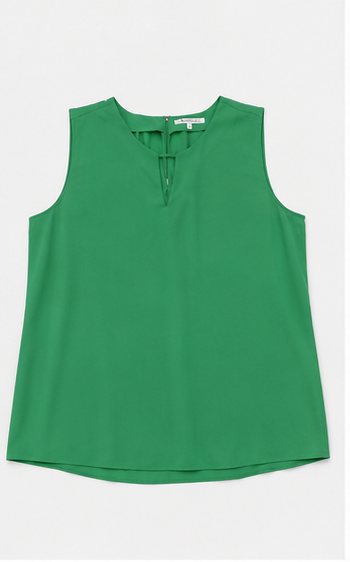 Blusa Lisa Verde con Escote en V
