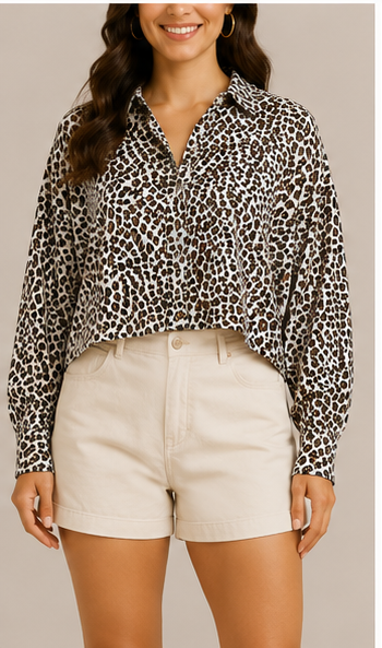 Blusa Animal Print de Manga Larga con Cuello Clásico