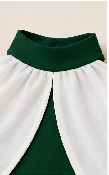 Bodysuit Verde Esmeralda con Capa Blanca