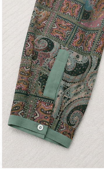 Blusa Estampada Paisley Manga Larga