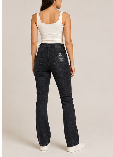 Jeans Negro con Estampado Paisley