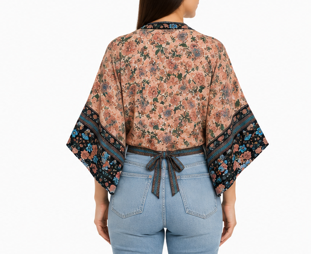 Kimono Corto Floral con Lazo
