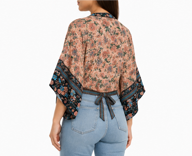 Kimono Corto Floral con Lazo