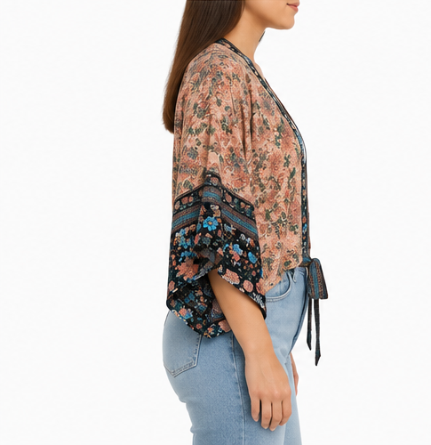 Kimono Corto Floral con Lazo