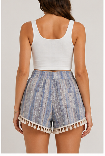 Short Boho a Rayas con Flecos de Pompones