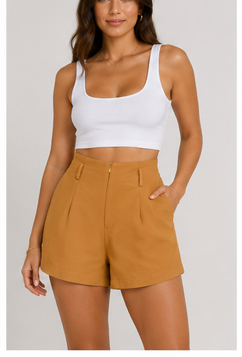 Short de Tiro Alto con Pliegues Color Mostaza