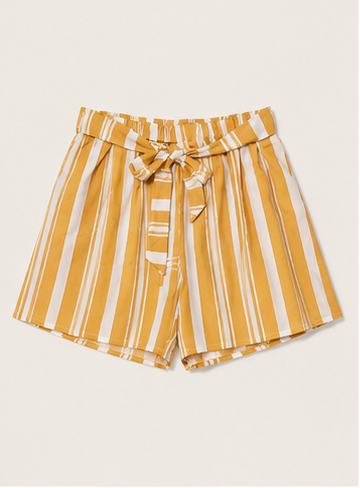 Short de Rayas Amarillas con Cinturón