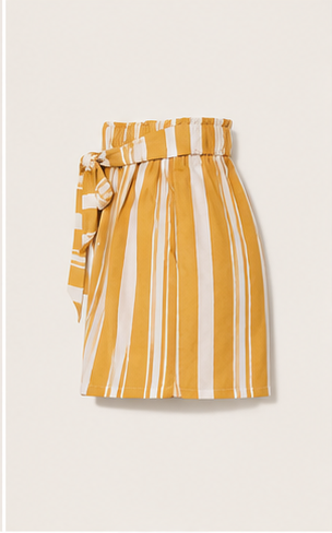 Short de Rayas Amarillas con Cinturón