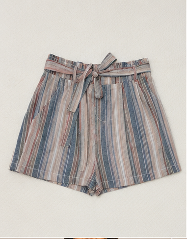 Short de Rayas Multicolor con Cinturón