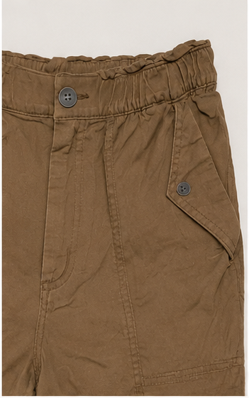Short Cargo Casual de Tiro Alto en Color Café