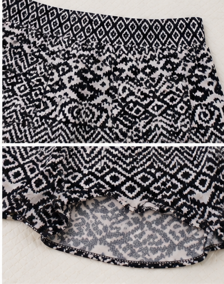 Short de Tiro Alto con Estampado Geométrico