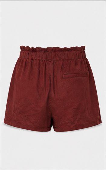 Short de Tiro Alto Color Vino con Cintura Elástica y Lazo Ajustable