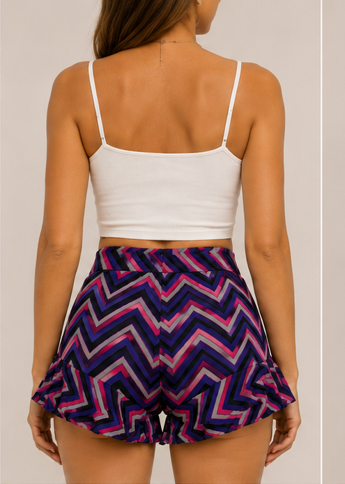 Short Estampado Geométrico con Volantes