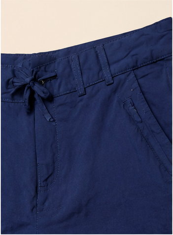 Short Azul Marino con Cintura Ajustable