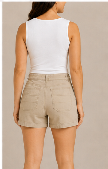 Short Beige de Tiro Alto con Bolsillos
