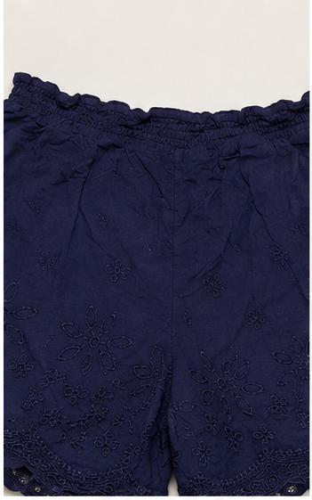 Short Azul Marino con Bordado Floral