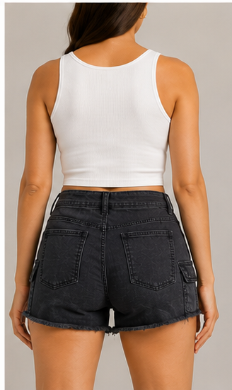 Short  Negro con Bolsillos Cargo