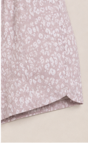 Short Lavanda con Estampado Animal Print