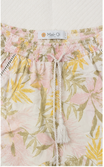 Short Floral con Cintura Elástica y Cordón Ajustable