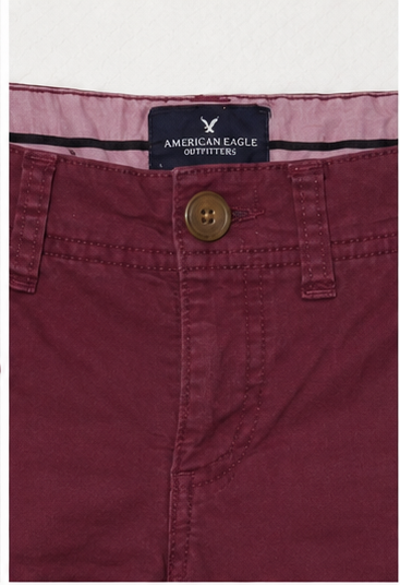 Short de Tiro Alto Color Vino con Bolsillos