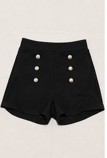 Short de Tiro Alto Negro con Botones Decorativos