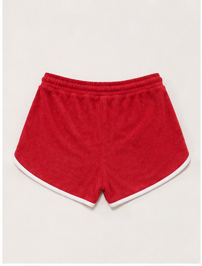 Short Deportivo Rojo con Detalles en Contraste