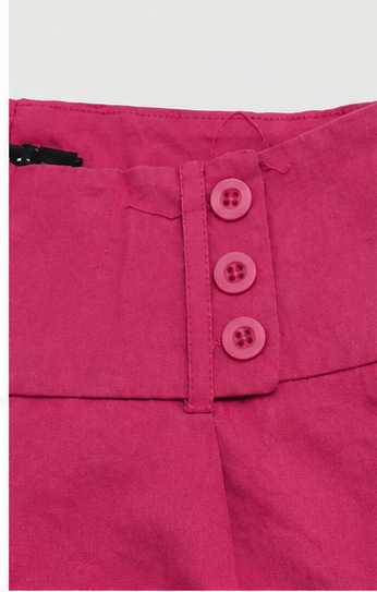 Short de Tiro Alto con Pretina Ancha y Botones Decorativos