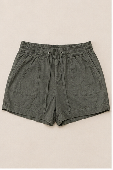 Short Verde Oliva con Cintura Ajustable
