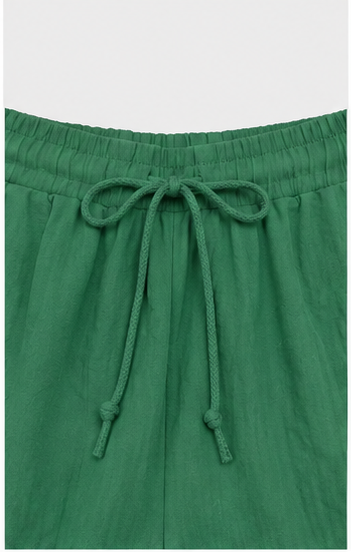 Short de Lino Verde con Cintura Elástica y Cordón para Mujer