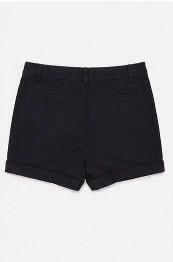 Short Clásico de Tiro Medio con Dobladillo Negro