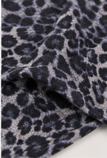 Blusa Animal Print de Manga Larga con Ajuste en la Cintura