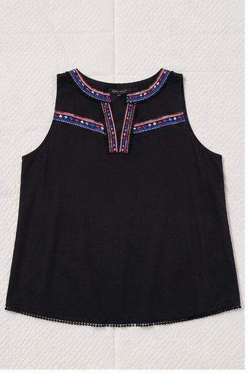 Blusa Sin Mangas Negra con Bordado Decorativo