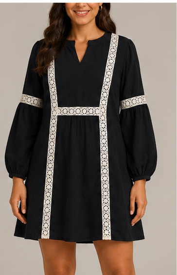 Vestido Corto Negro con Detalles de Encaje