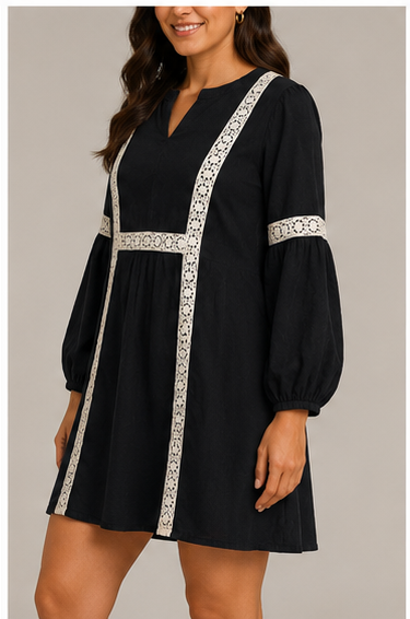 Vestido Corto Negro con Detalles de Encaje