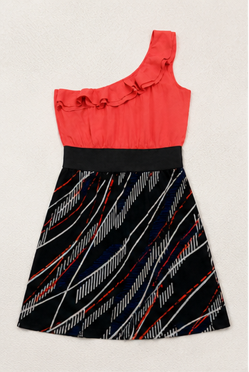Vestido Asimétrico con Volante y Falda Estampada