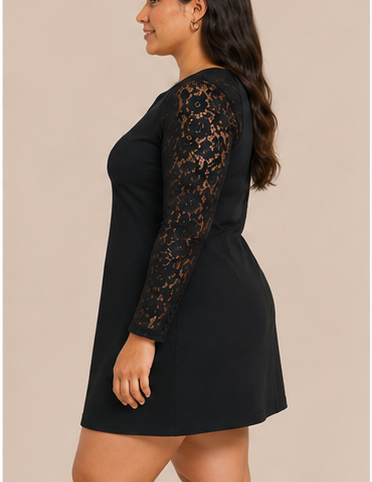 Vestido Negro con Mangas de Encaje